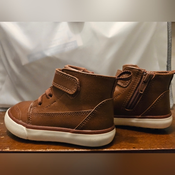 Toddler high top boots - Picture 2 of 3